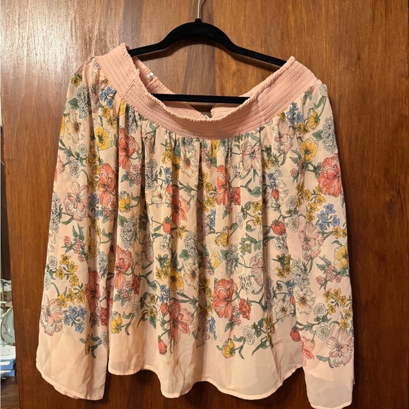 Forever 21 Women’s Floral Off the Shoulder Cottagecore Fairycore Top - Size XL - Picture 2 of 3